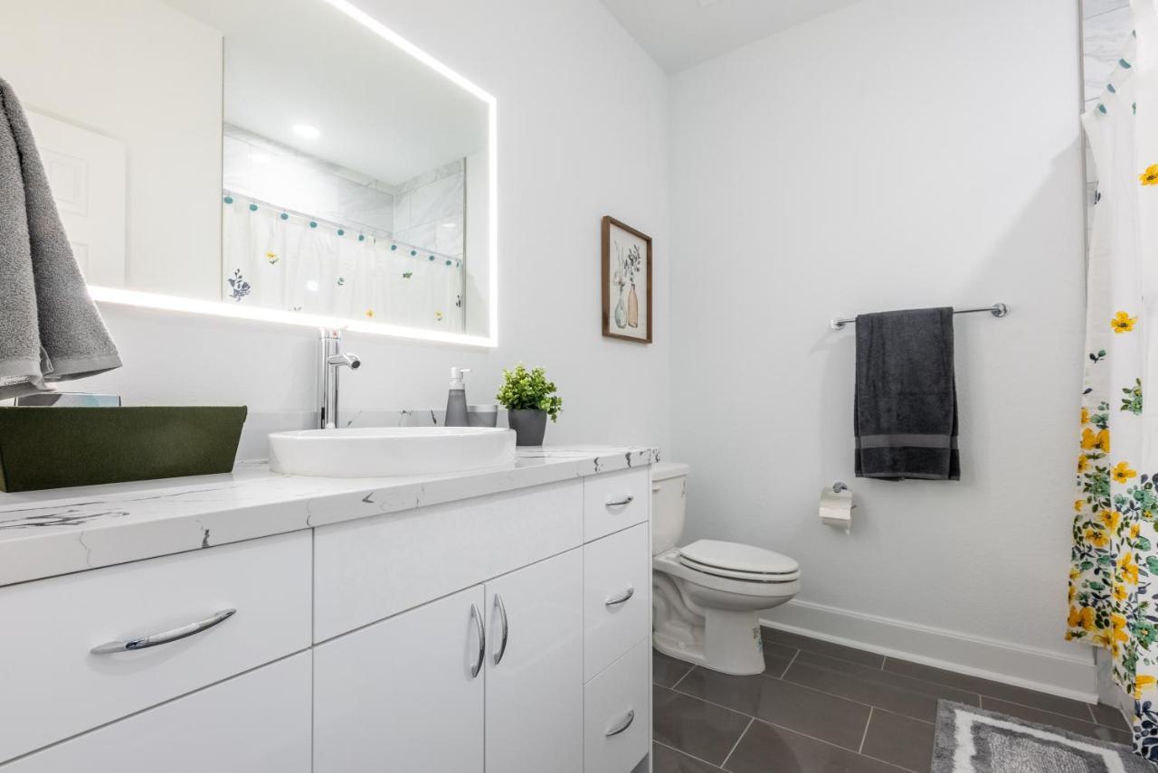 Cute Cozy House Close To Major Sporting Events And Restaurants Houston Exterior foto